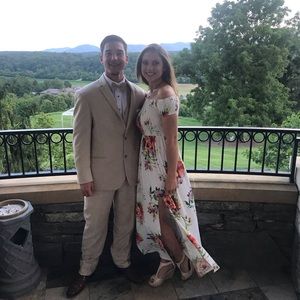 Meet your Posher, Brooke